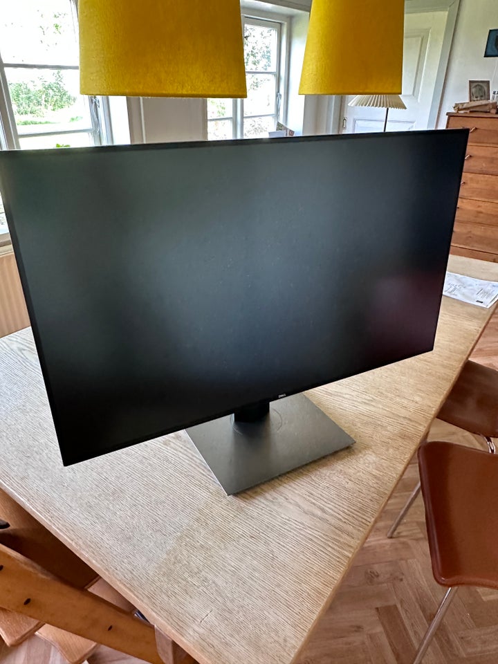 DELL, 4K Ultrasharp U3219Q, 32