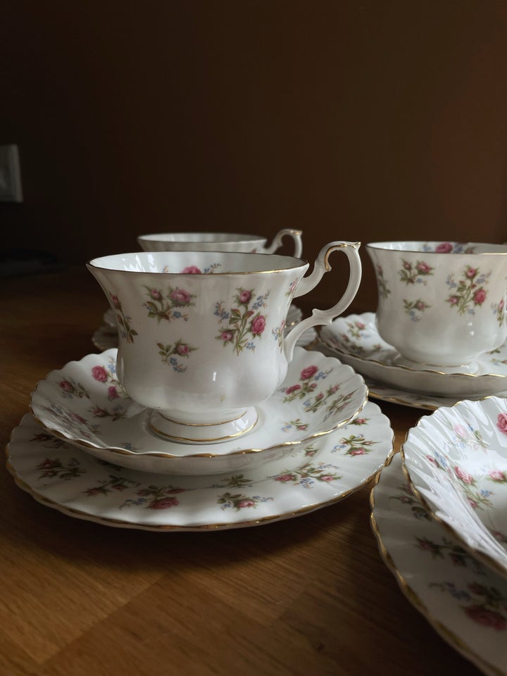 Porcelæn, Kaffestel, Royal Albert