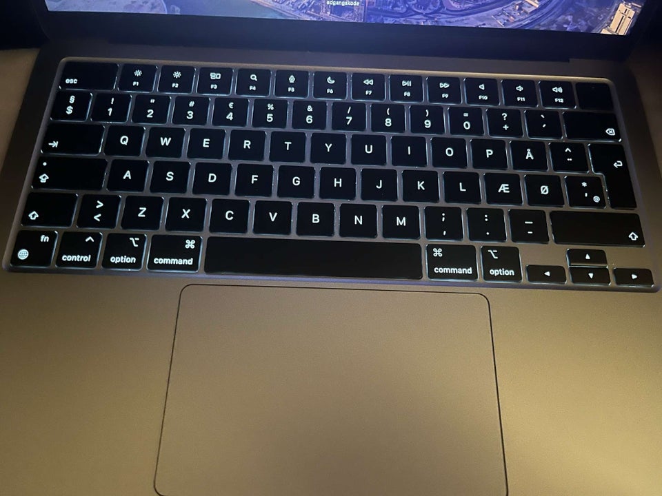 Andet mærke MacBook Air 13,6, space