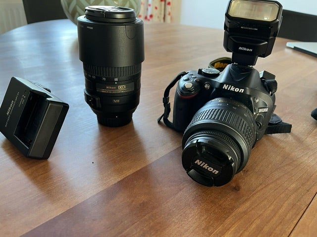 Nikon D5200