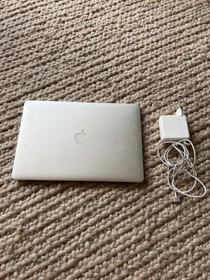 MacBook Pro A1398 25 GHz