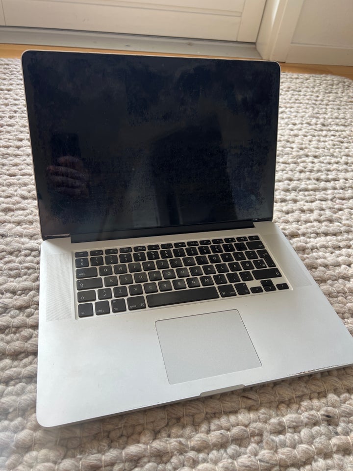 MacBook Pro A1398 25 GHz