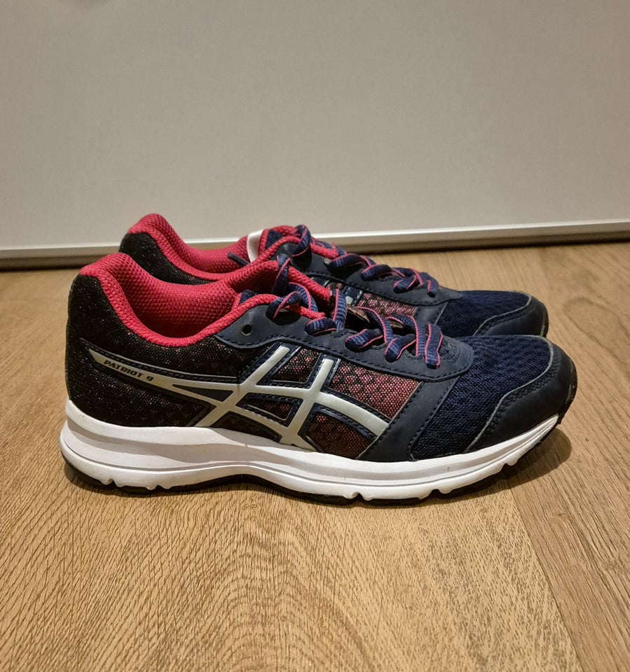 Kondisko, str. 32, Asics