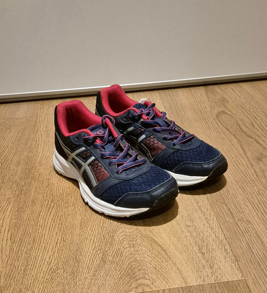 Kondisko, str. 32, Asics