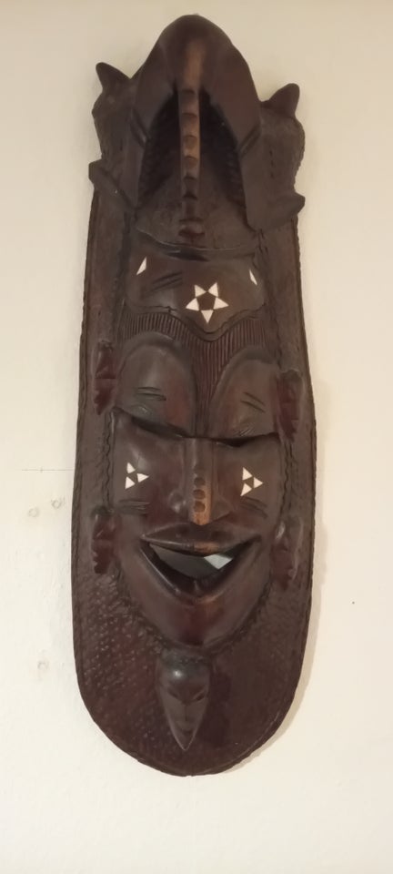 Træfigurer, Afrikansk kæmpe maske