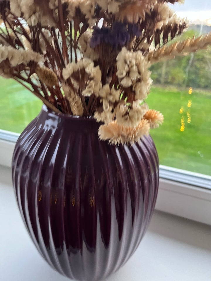 Vase med tørrede blomster, Kahler