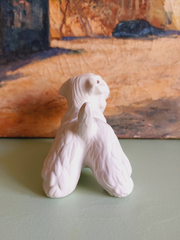 Porcelæns hund figur