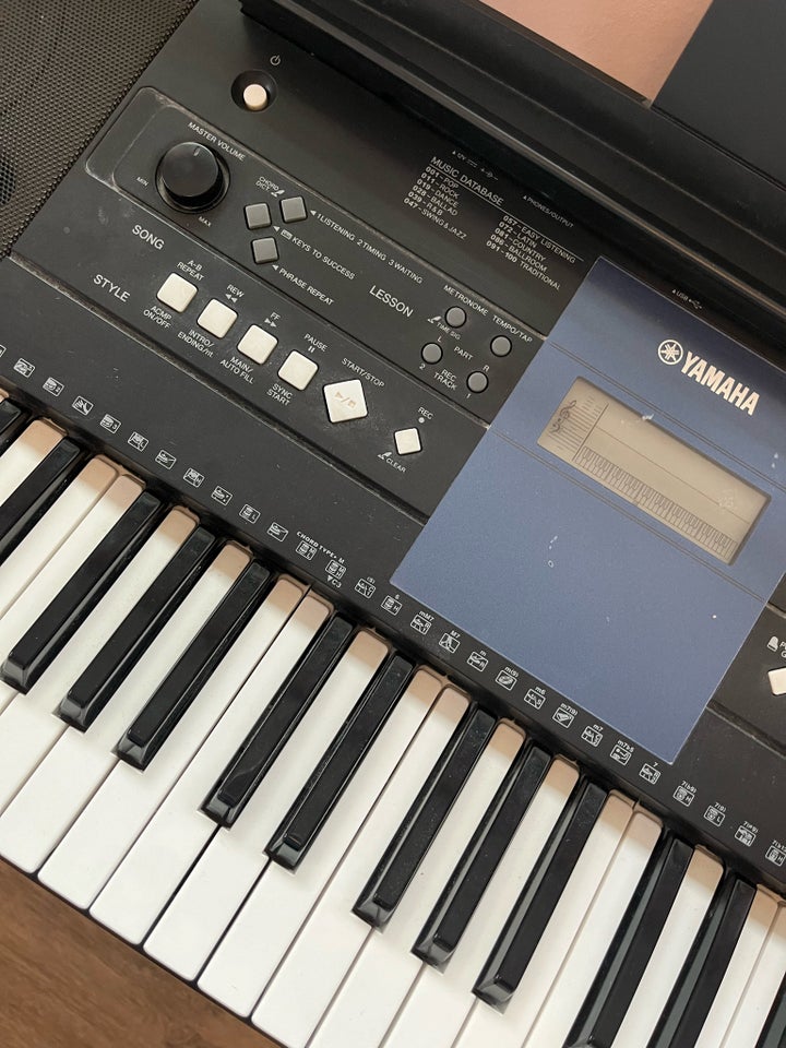 Keyboard, Yamaha PSR E333