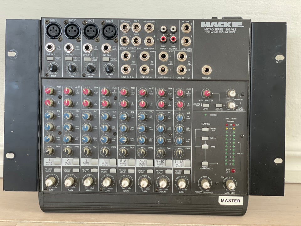 Mixer Mackie 1202-VLZ