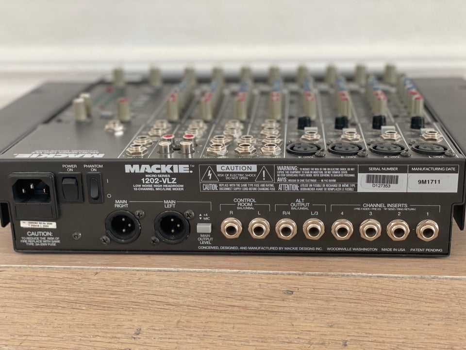 Mixer Mackie 1202-VLZ