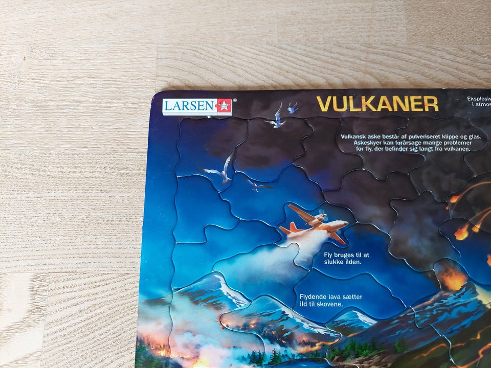 LARSEN Puslespil vulkan