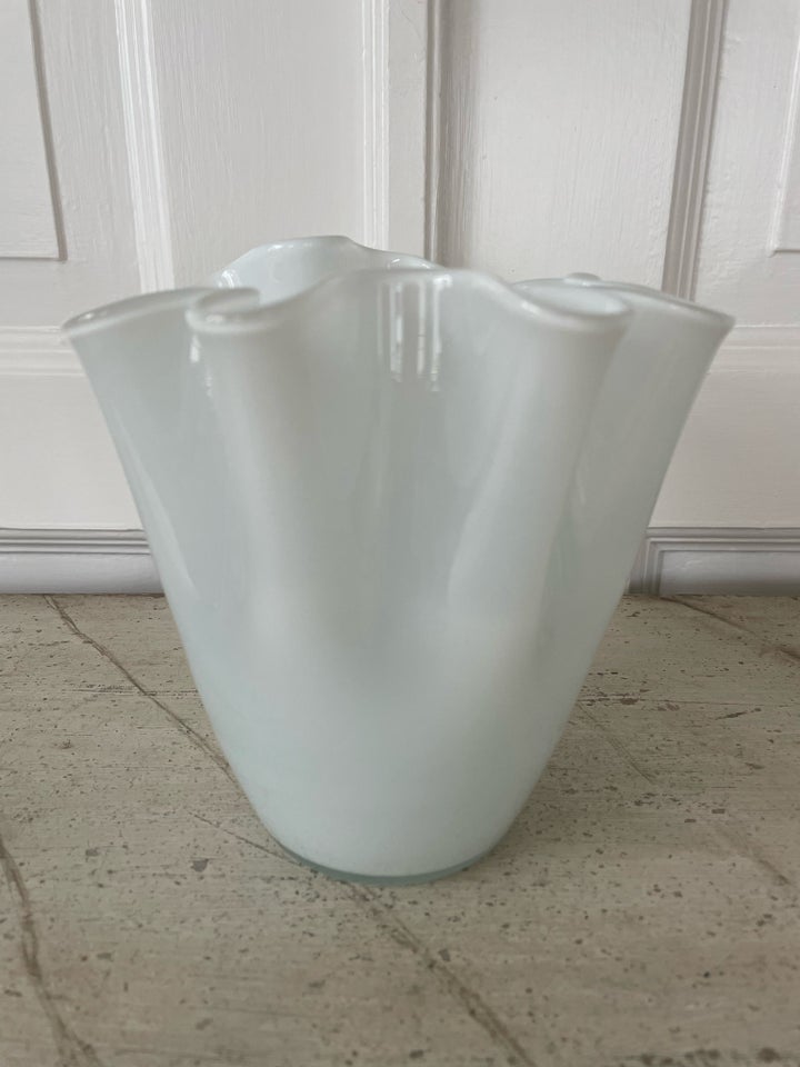 Glas, Tulipanvase