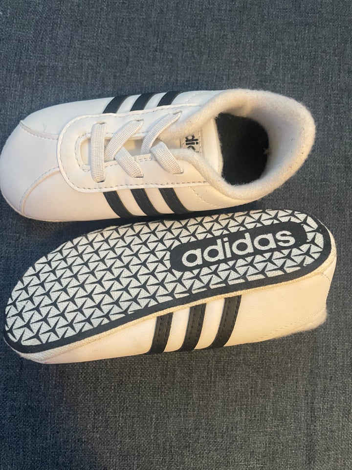 Babysko, str. 21, Adidas