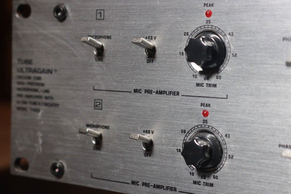 Preamp, Behringer T1953