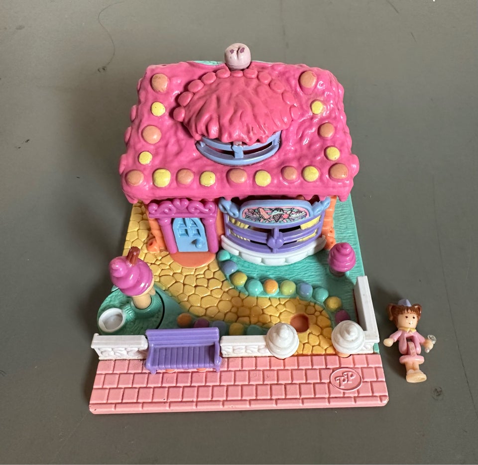 Polly Pocket, Ice Cream Parlor