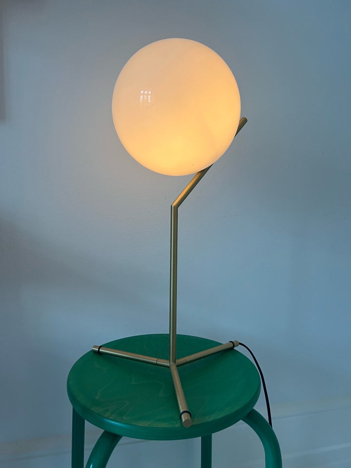 Lampe, Flos