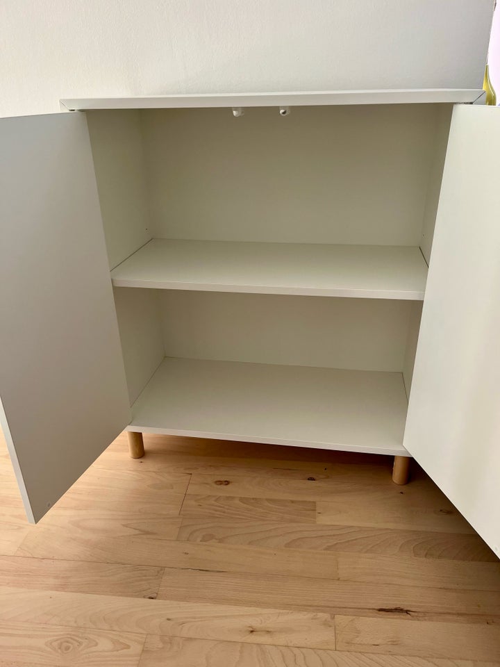 Andet skab, IKEA, b: 70 d: 35 h: 70