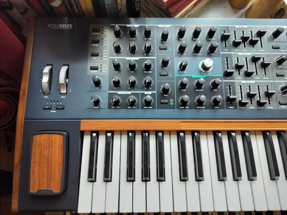 Synthesizer Arturia PolyBrute