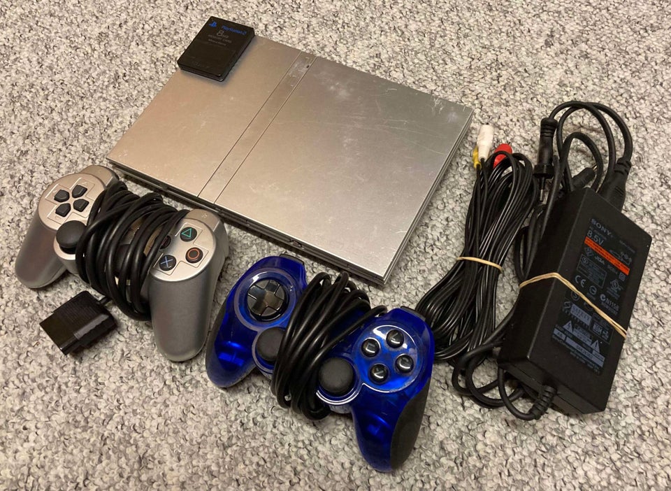 Playstation 2, Slim Silver