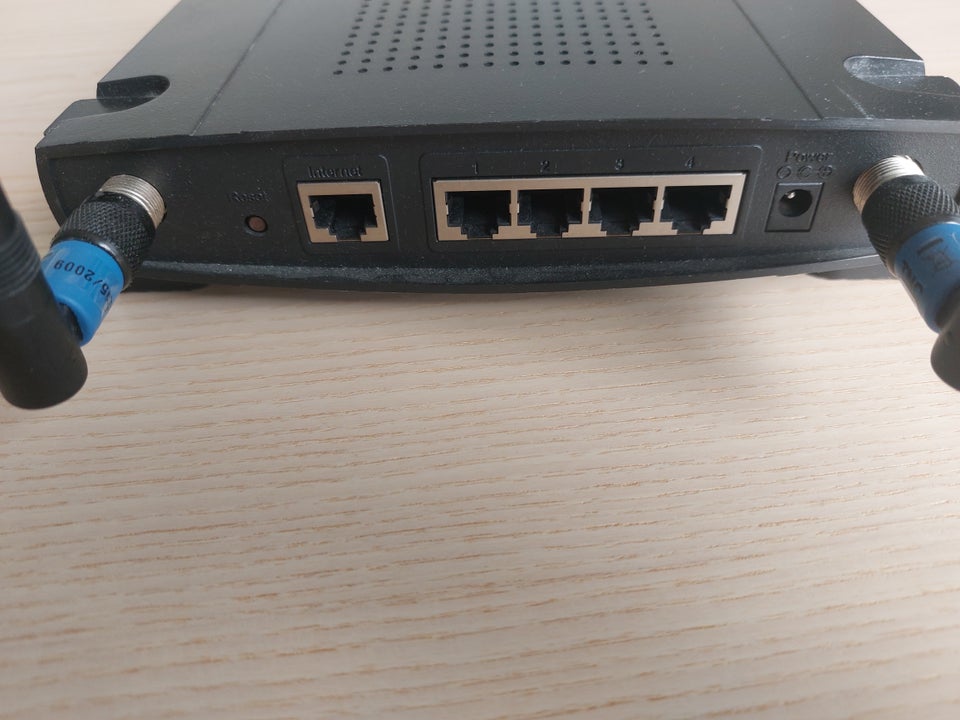 Router Linksys Cisco WiFi router