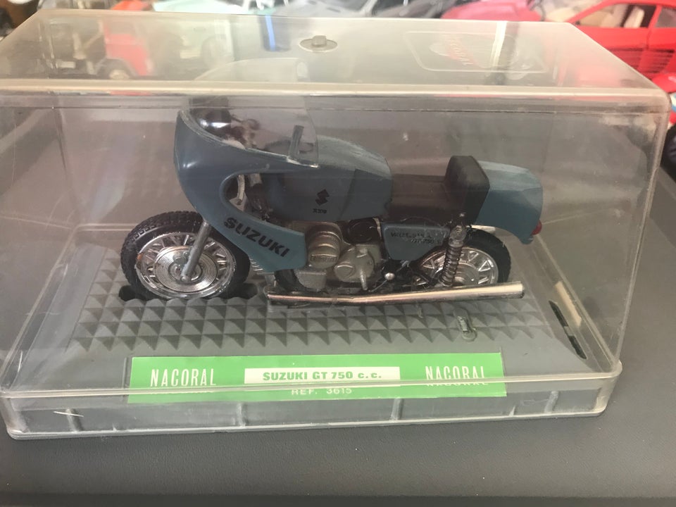 Modelmotorcykel, skala 1:15