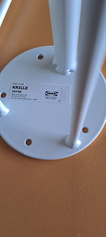 Bordben, Krille. IKEA