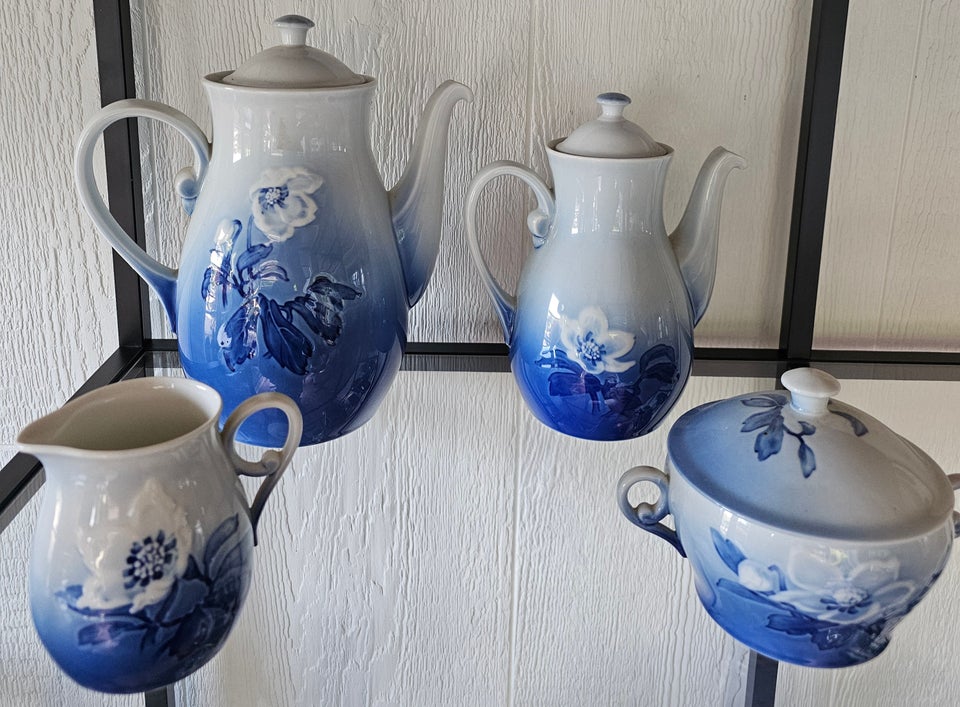 Porcelæn, 2 kaffekander sukker og