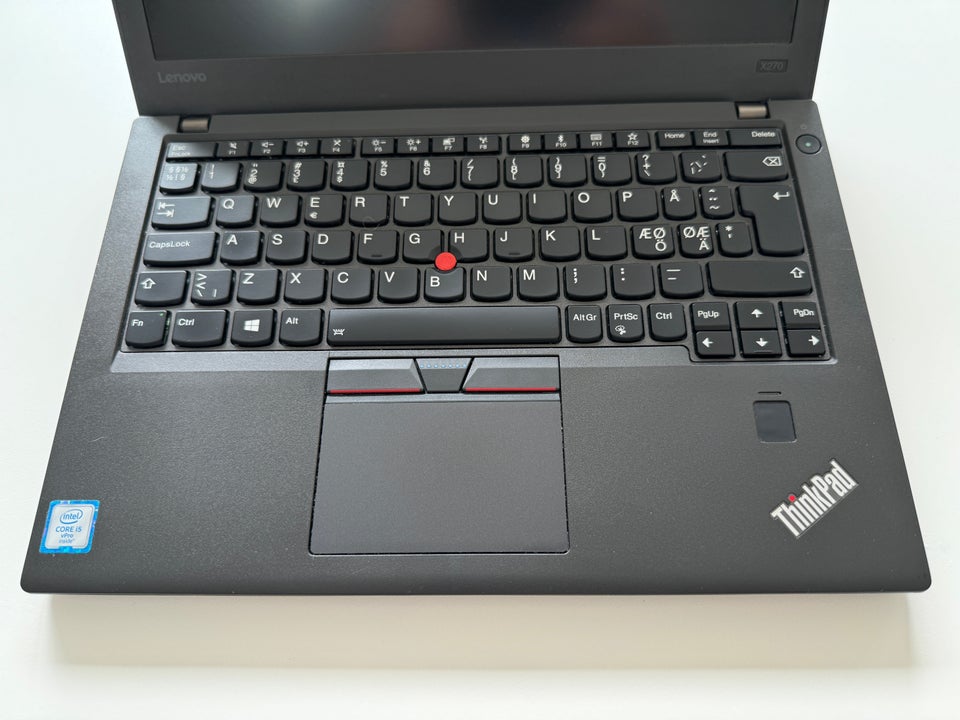 Lenovo X270