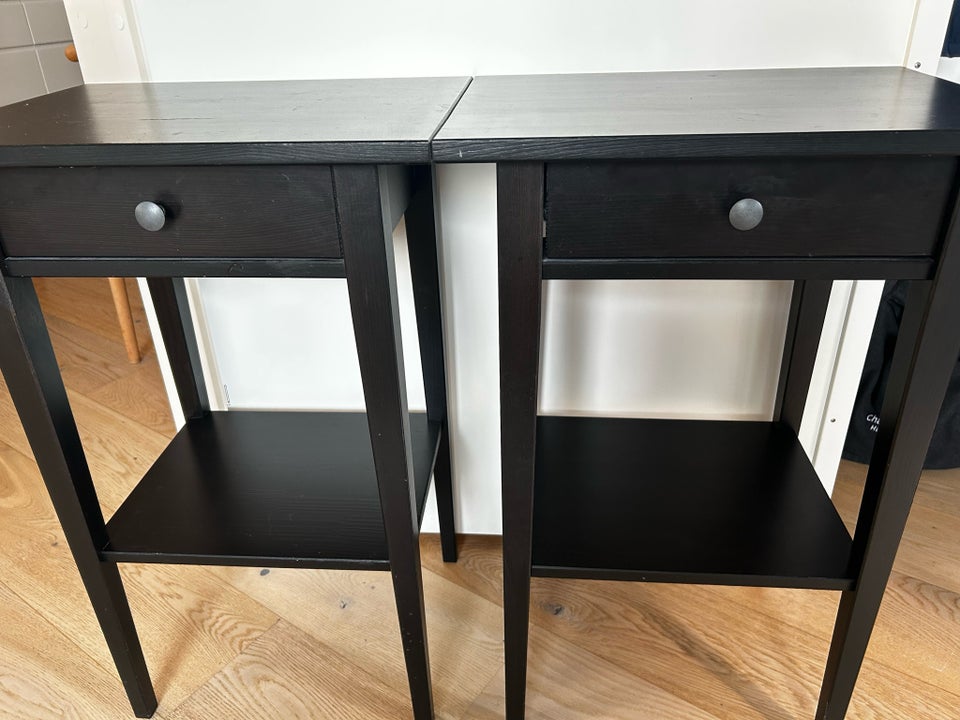 Sæt af 2 IKEA Hemnes natborde i god