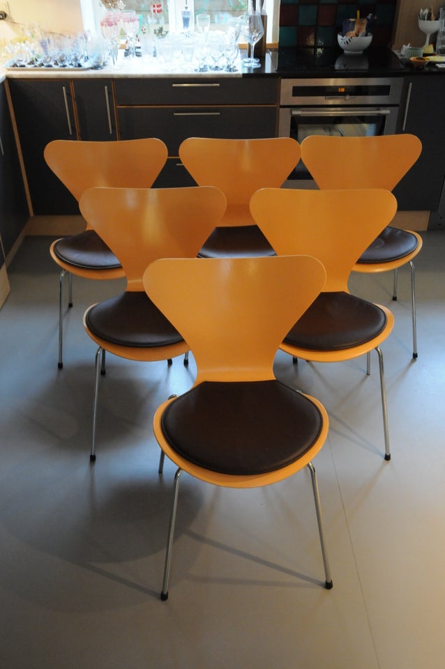 Arne Jacobsen, 3107,