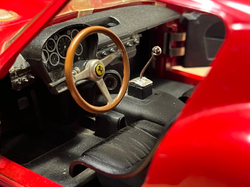 Modelbil, Ferrari 250 GTO, skala