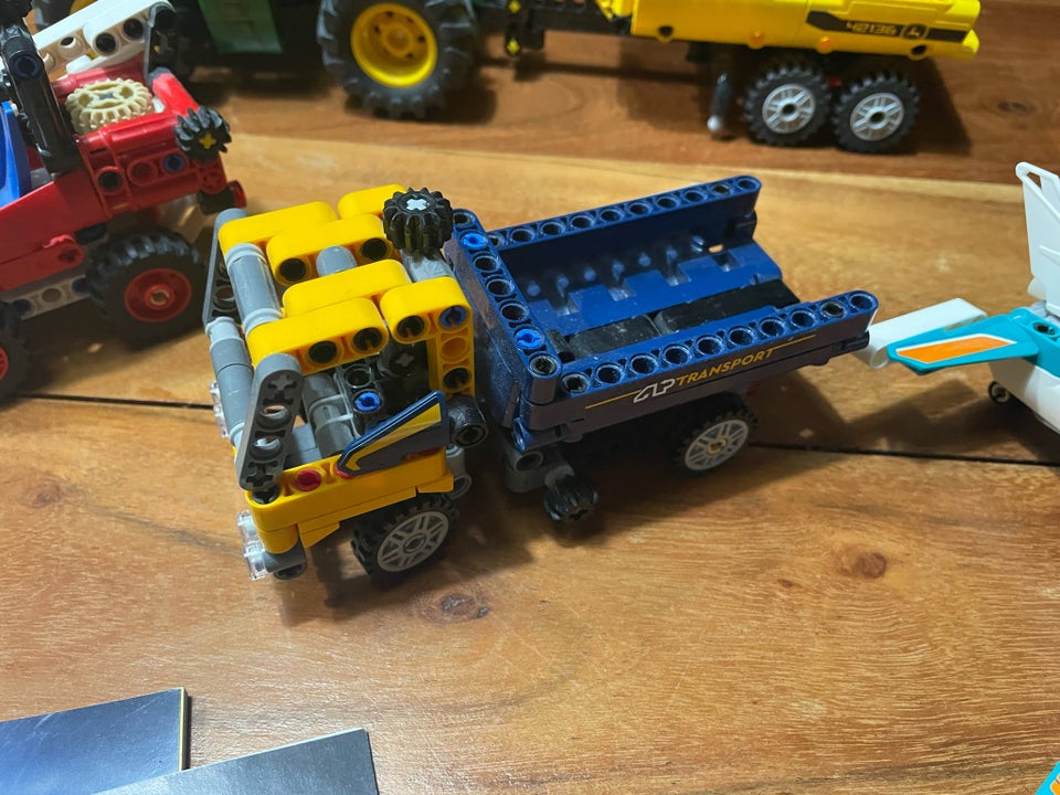 Lego Technic, Solgt