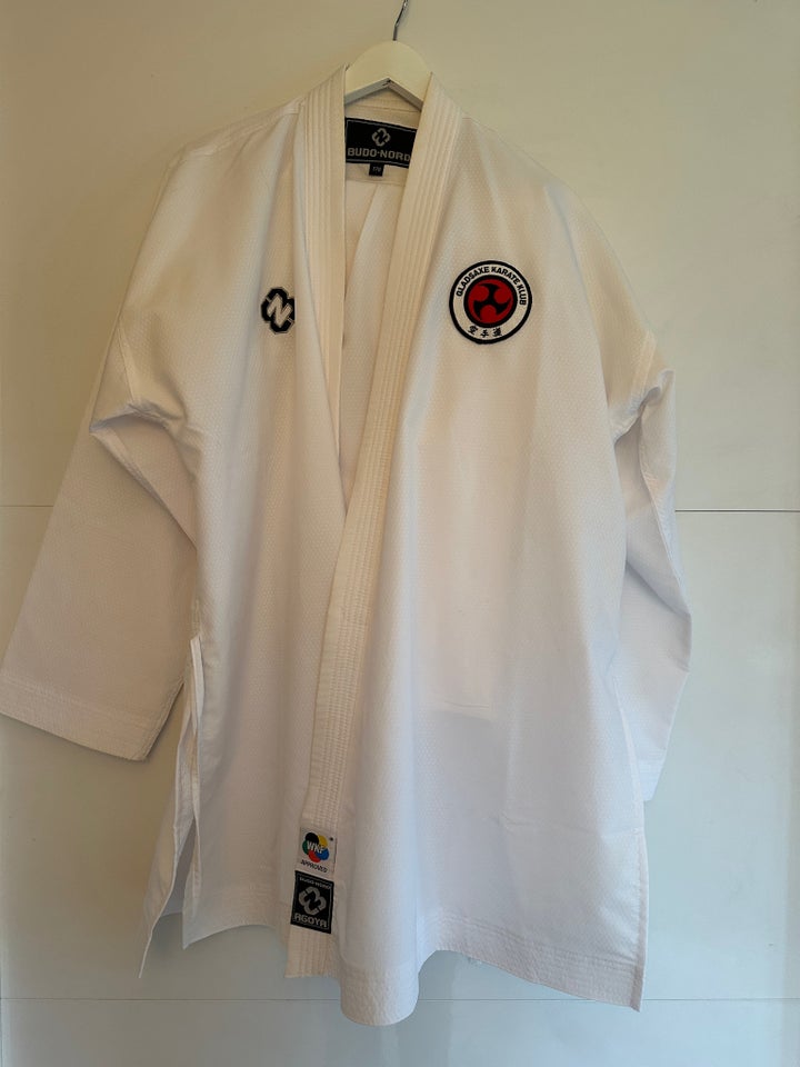 Karatedragt, Kumite gi WKF