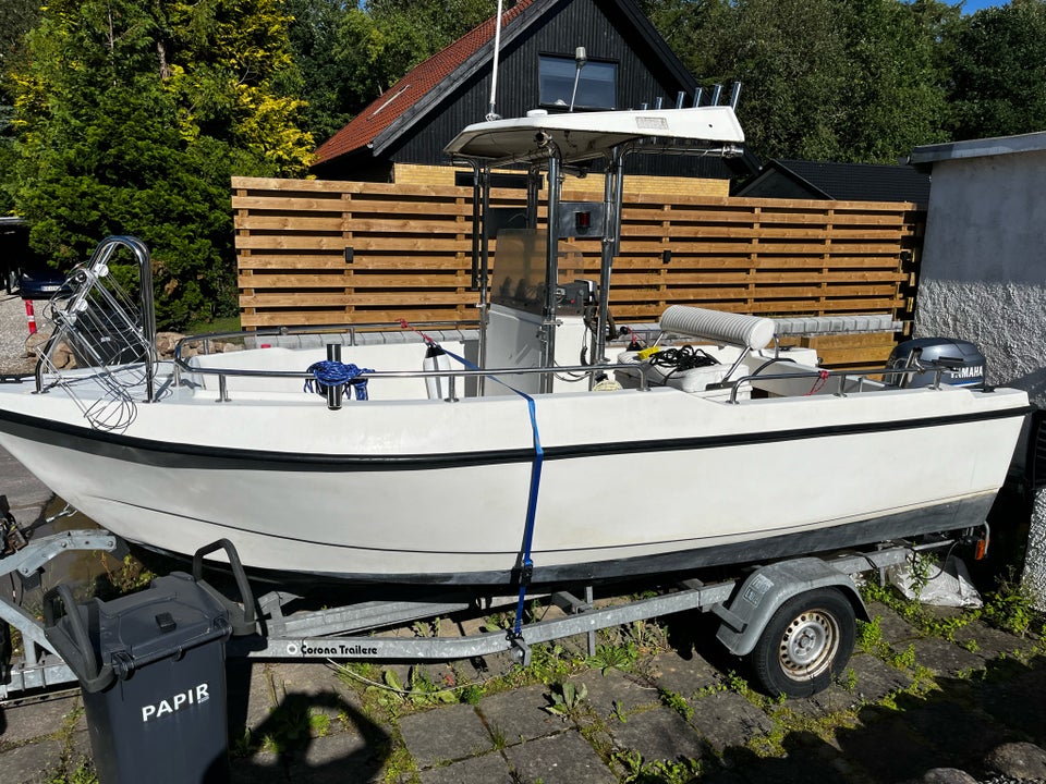 Salmo 542 Styrepultbåd årg 1997