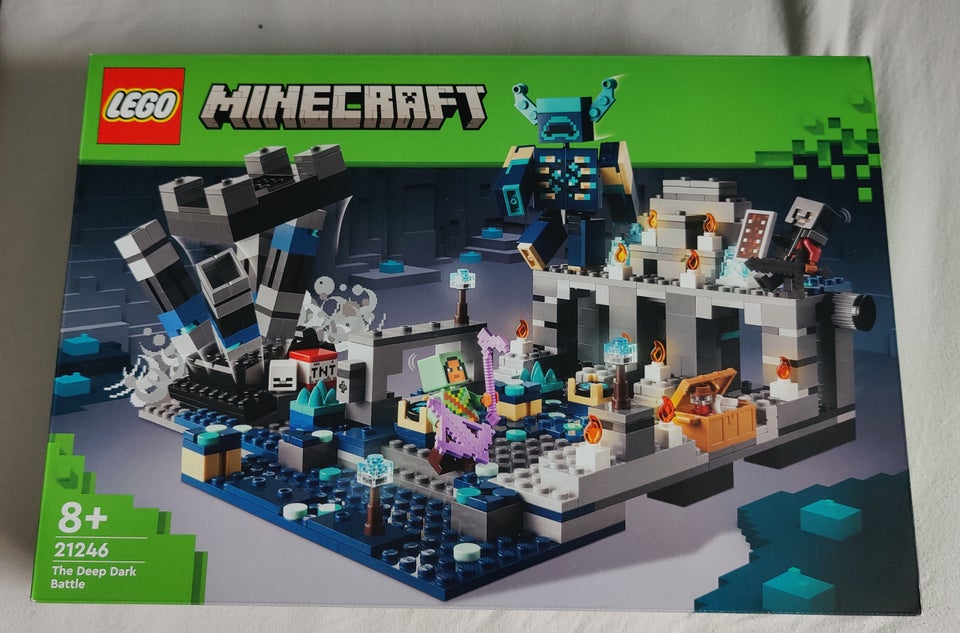 Lego Minecraft, 21246