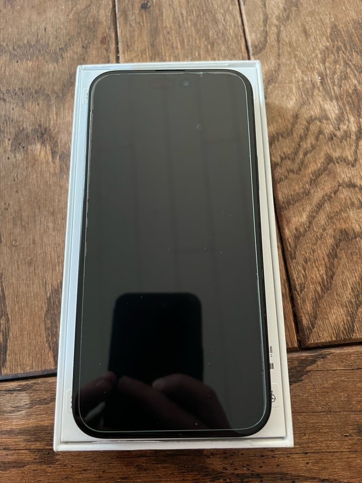 iPhone 15 Plus, 128 GB, sort