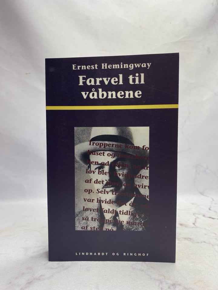 Farvel til våbnene, Ernest