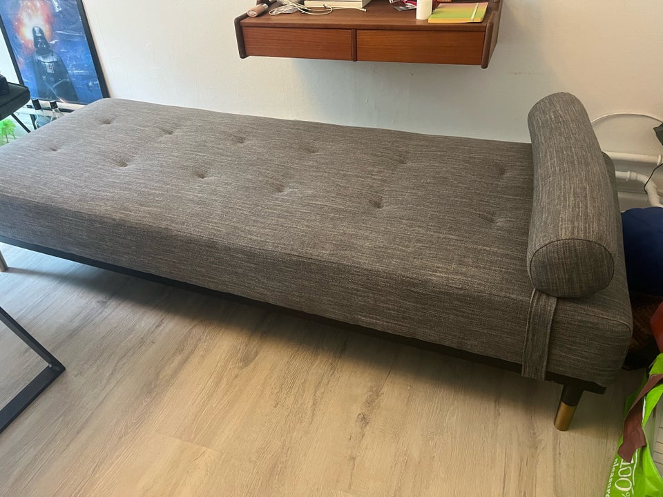 Grå Daybed