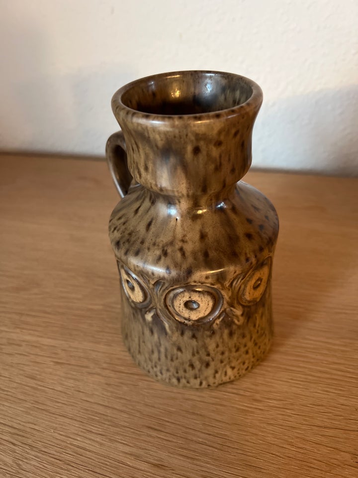 Keramik kande/ vase  Løvemose