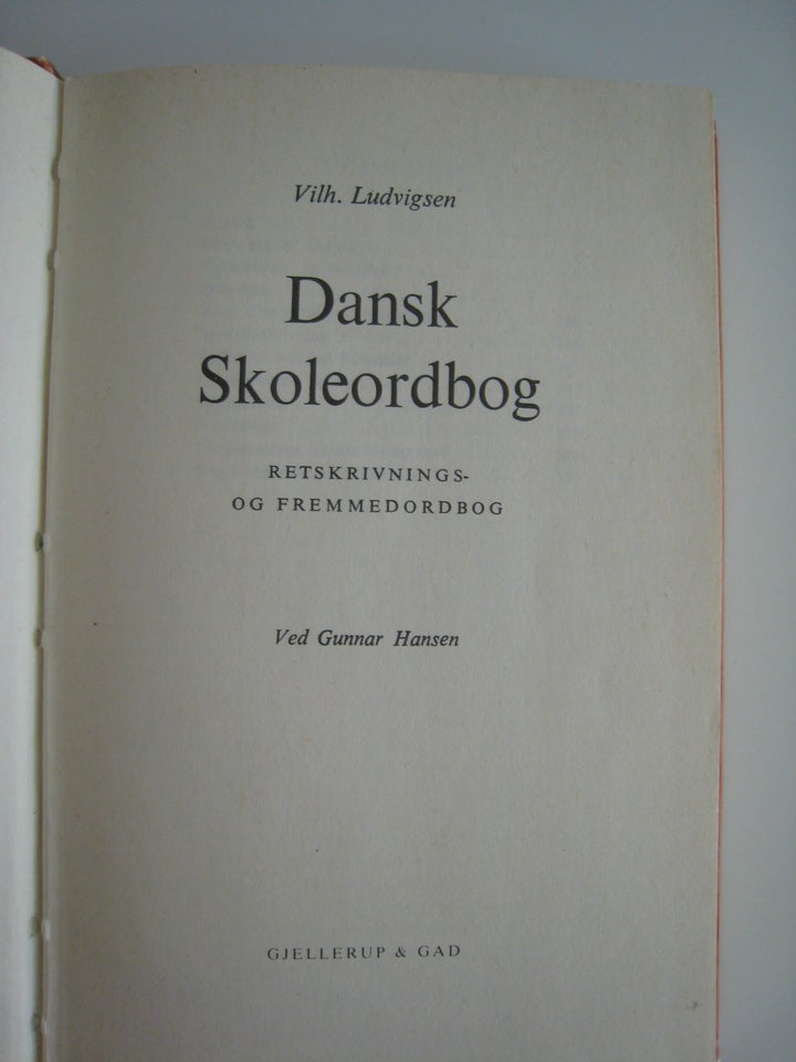 Dansk skole ordbog, Vilh.