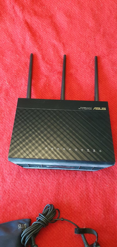 Router, Asus RT-AC68U Nighthawk,