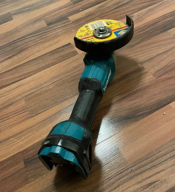 Vinkelsliber, Makita DGA506