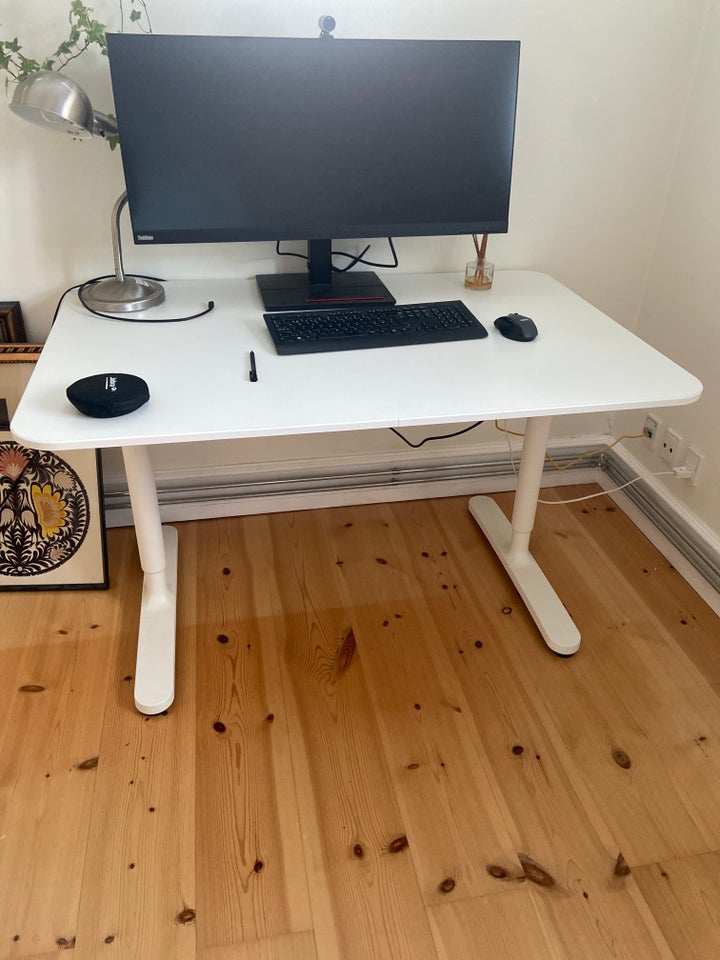 Skrivebord, Ikea, b: 120 d: 80