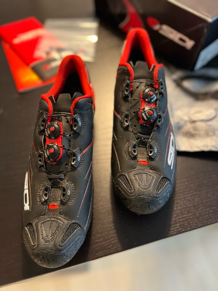 Cykelsko, SIDI mtb Tiger Carbon