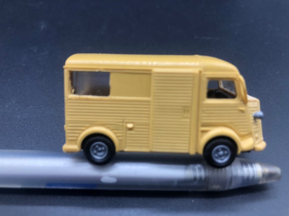 Modelbil, Praliné Citroen HY