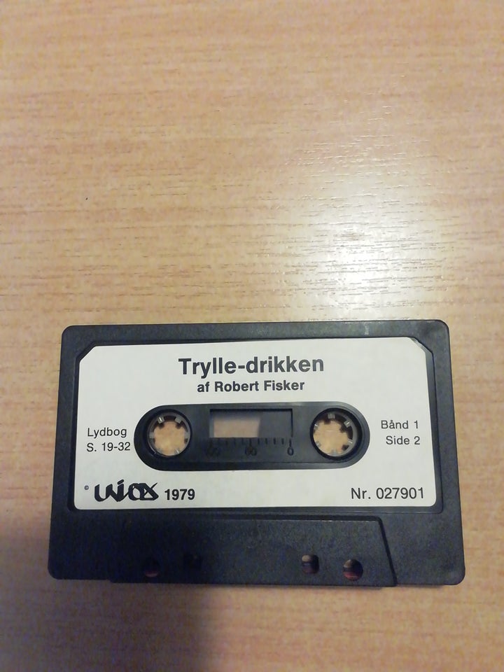 Bånd, Hørespil, Trylle Drikken