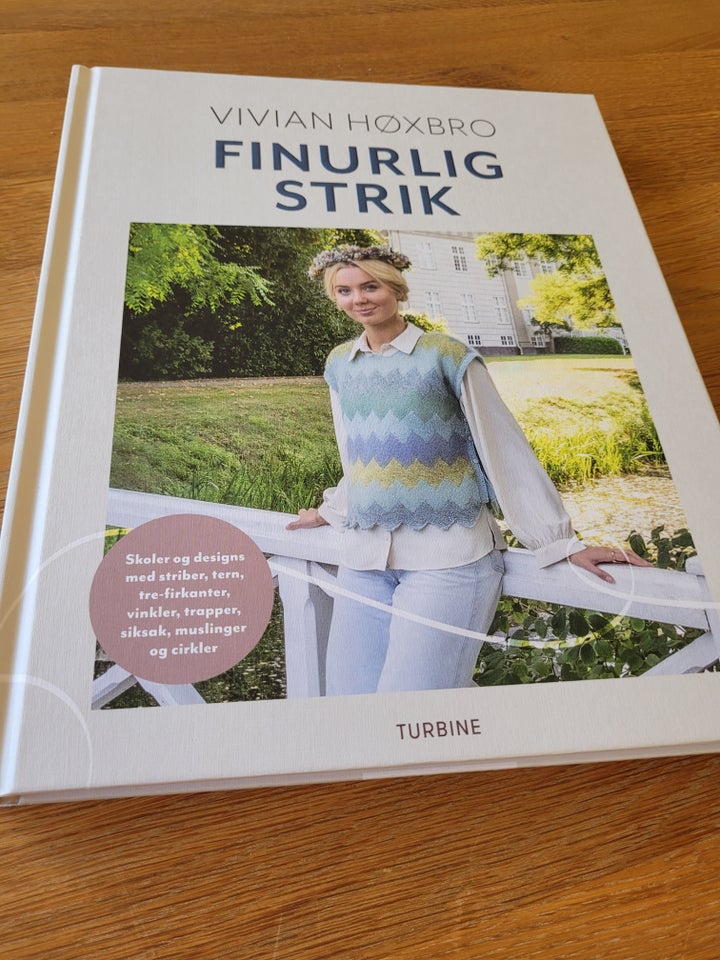 Finurlig strik, Vivian Høxbro,