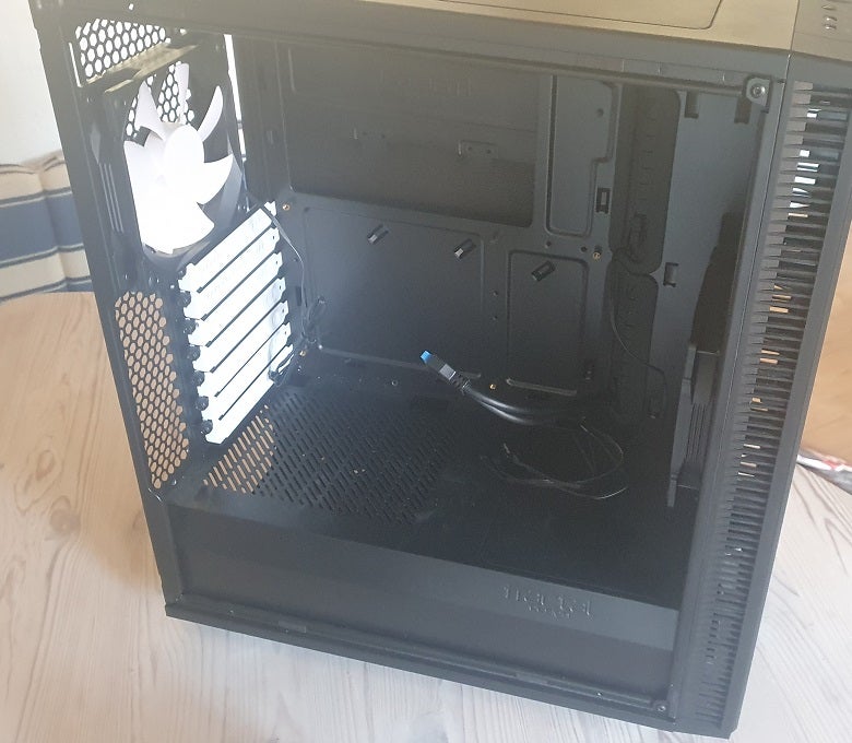 Kabinet, Fractal Design