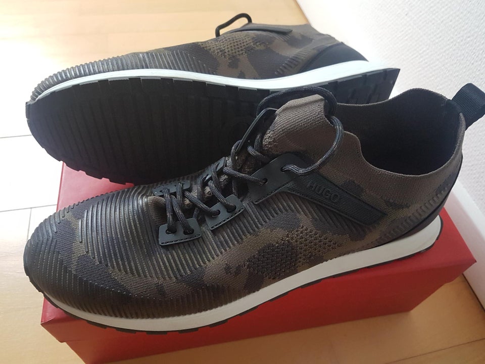 Sneakers, Hugo Boss, str. 46