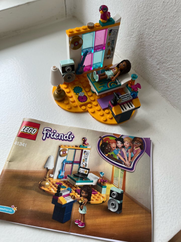 Lego Friends, Andreas værelse